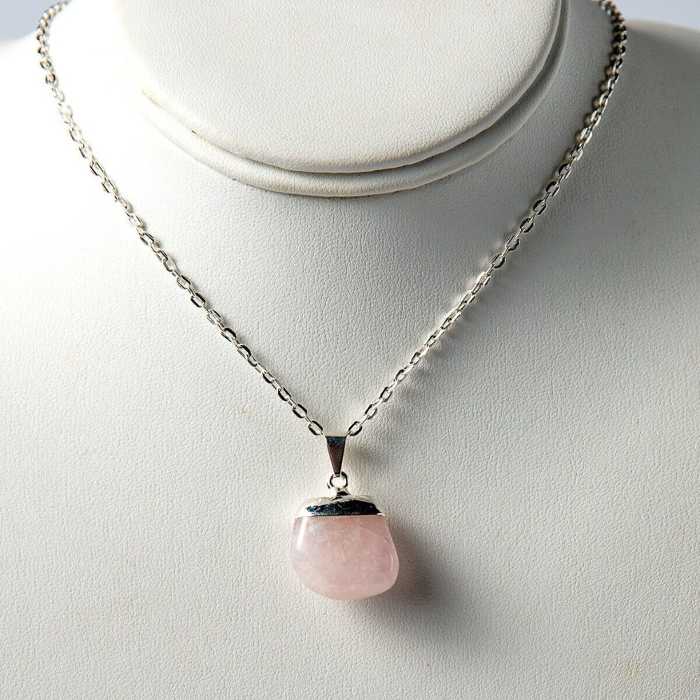 Fashion Pink Polished Rose Quartz Natural Crystal Necklace Pendant and Chain Gem
